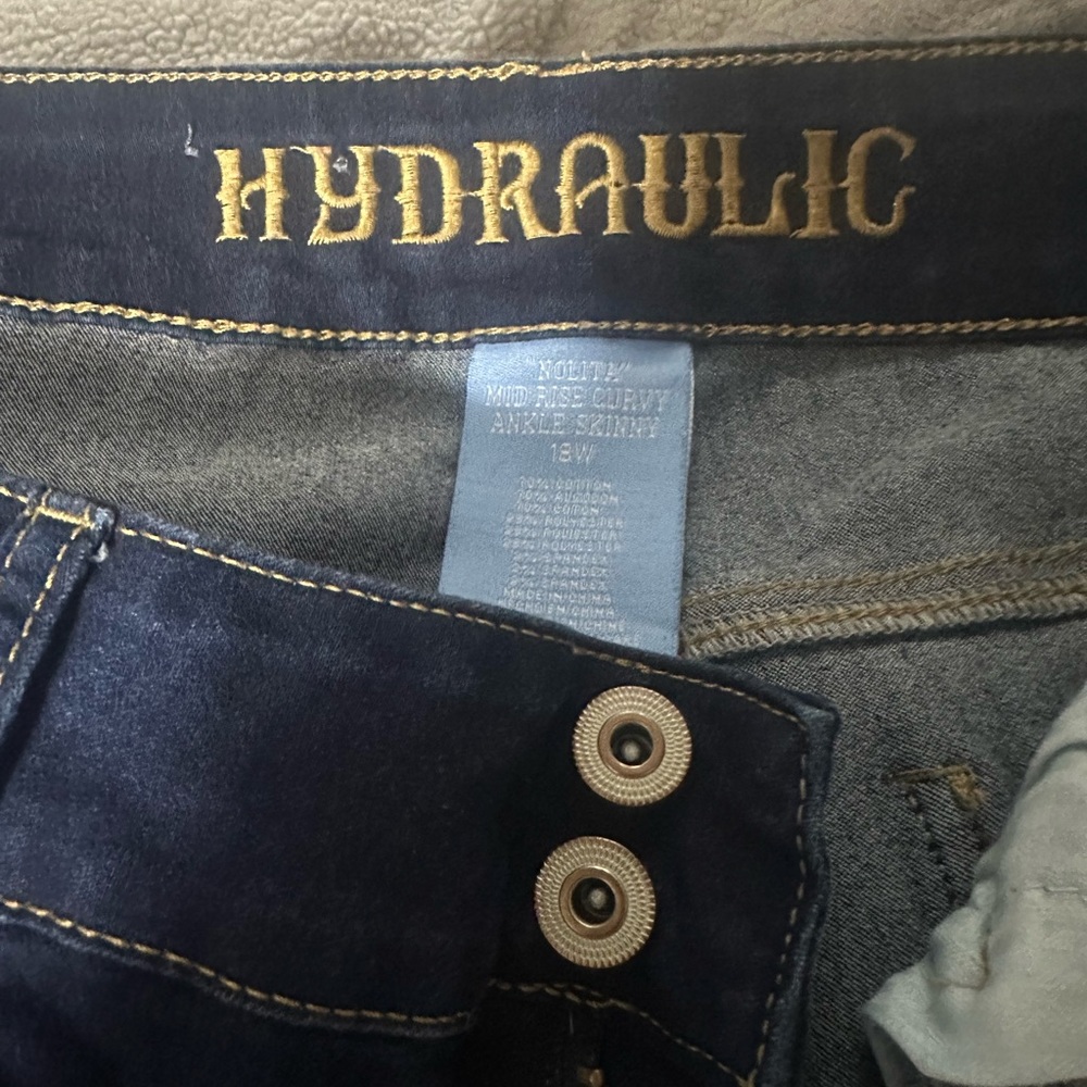 Hydraulic jeans